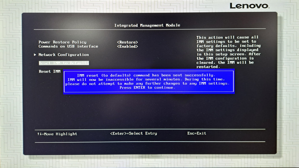 Lenovo X3650 M5 8x 2.5" 2U | 1x Xeon E5-2620 v3 @2.40GHz, 16GB DDR4, M1215 RAID