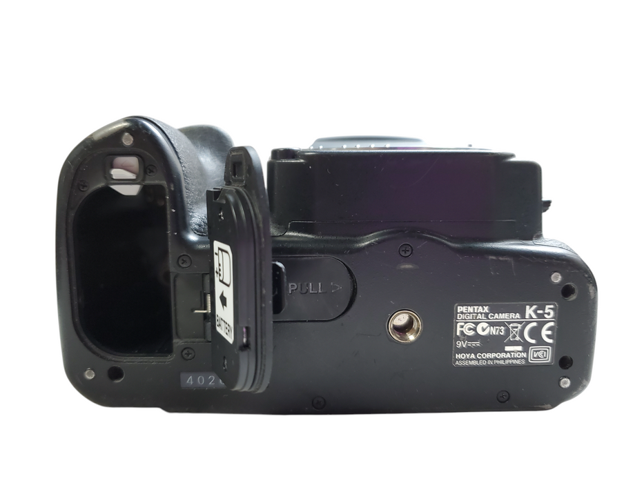 Pentax K-5 - 16.3MP Digital SLR Camera body - Body Only *READ*