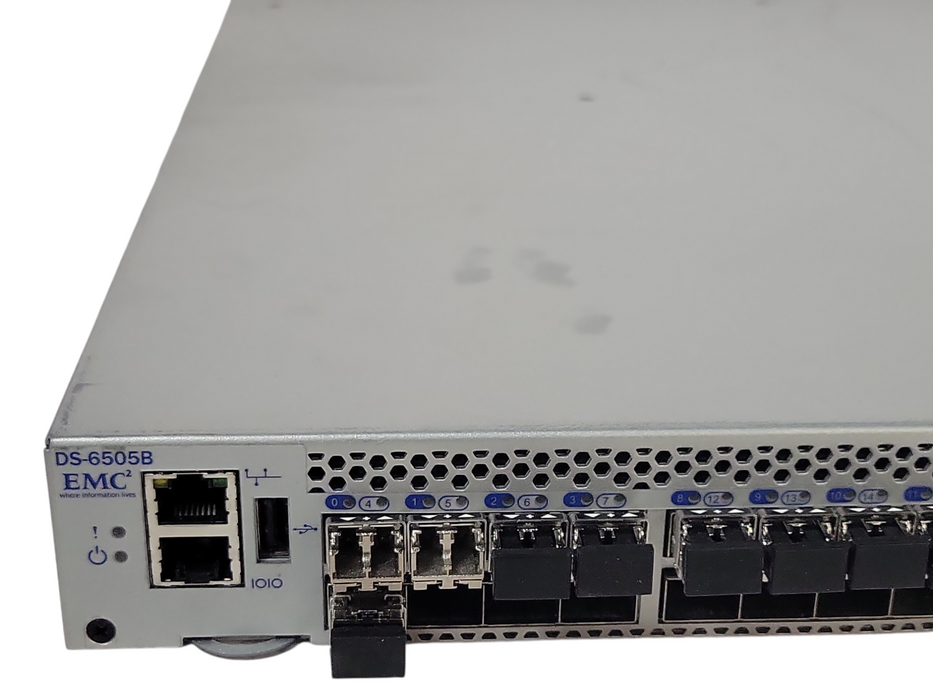 Brocade EMC2 DS-6505B EM-6505-12-8G-0R 12x active ports, 2x PSU, with 10x SFPs