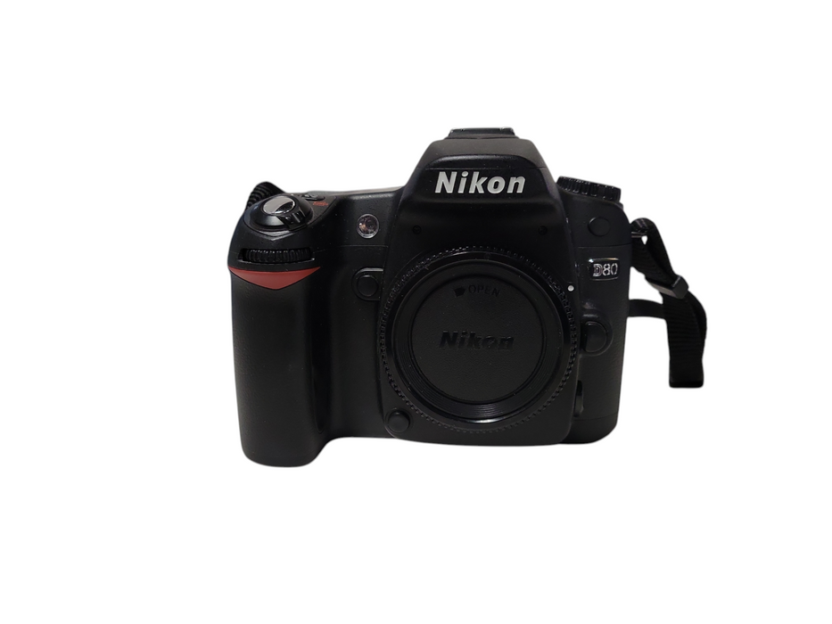 Nikon D80 Digital SLR Camera (Body Only) READ