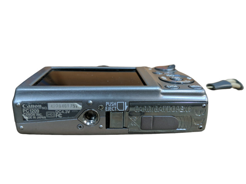 Canon PowerShot SD800 IS 7.1MP Digital Camera with Carrying Bag