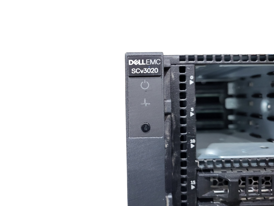 Dell EMC Storage SCv3020 Controller 30x 2.5" SAS Bays w/ 2xType-F 12G Controller