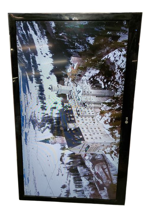 LG 47" TV Model: 47LW5600
