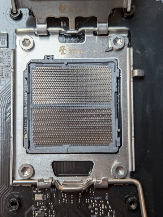 ASRock B650M-C DDR5 AMD AM5 Motherboard Please READ