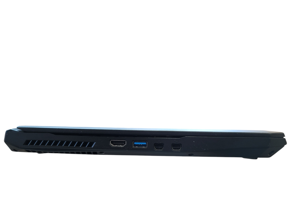 CLEVO P651HP i7-7700HQ 16GB DDR4 GTX 1060 256GB M.2 SSD NO BATTERY READ