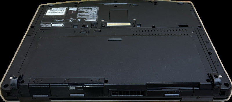 Panasonic ToughBook CF-54  i5-6300U@2.4GHz 16GB RAM 256GB SSD 32700 Hrs. READ