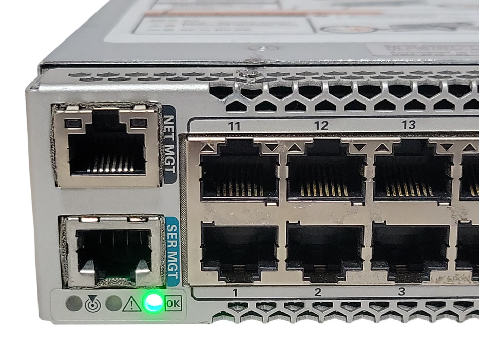 Sun Oracle ES1-24 33357901+1+1 24-Port Switch, 2x Power Supplies
