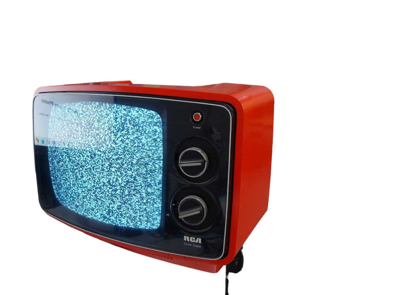 Vintage Red RCA 13\\"Solid State CRT TV 1976 Model: CA127A =