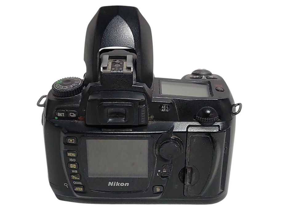 Nikon D70s Digital camera body only, READ