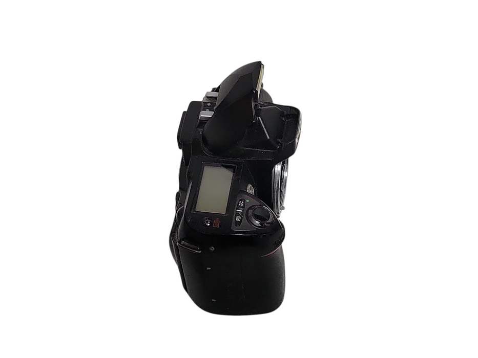 Nikon D70s Digital camera body only, READ