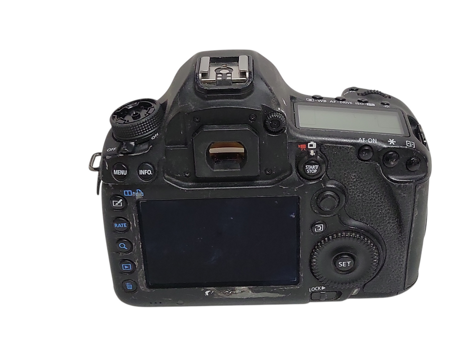 Canon EOS 5D Mark III Digital camera body only, READ