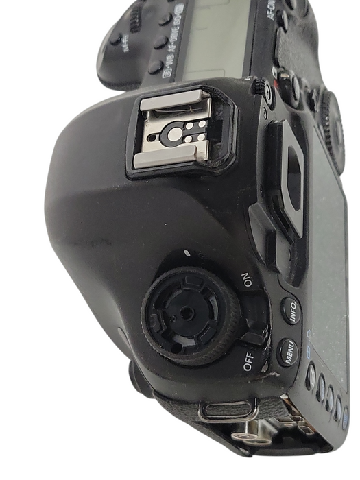 Canon EOS 5D Mark III Digital camera body only, READ