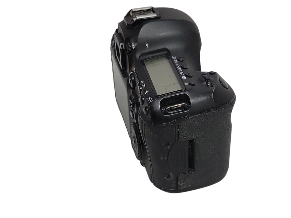 Canon EOS 5D Mark III Digital camera body only, READ