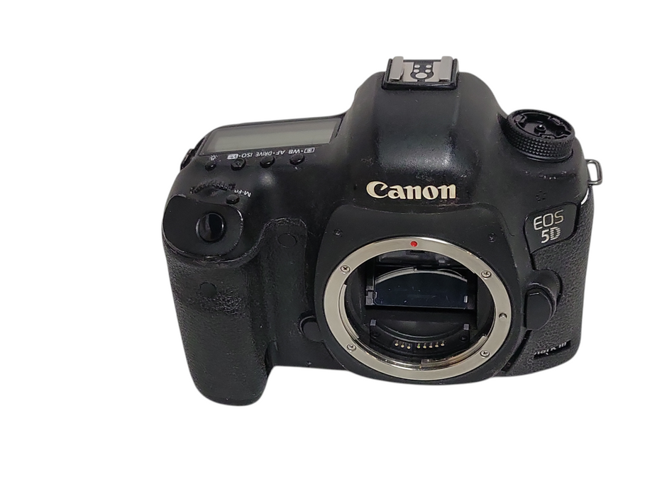 Canon EOS 5D Mark III Digital camera body only, READ