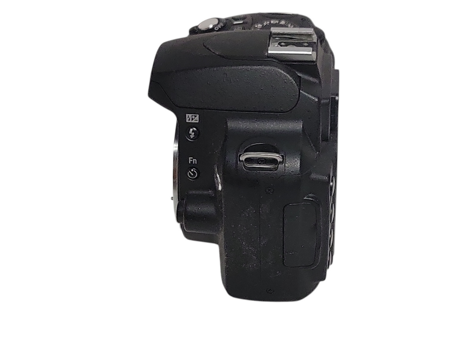 Nikon D60 digital camera body only, READ