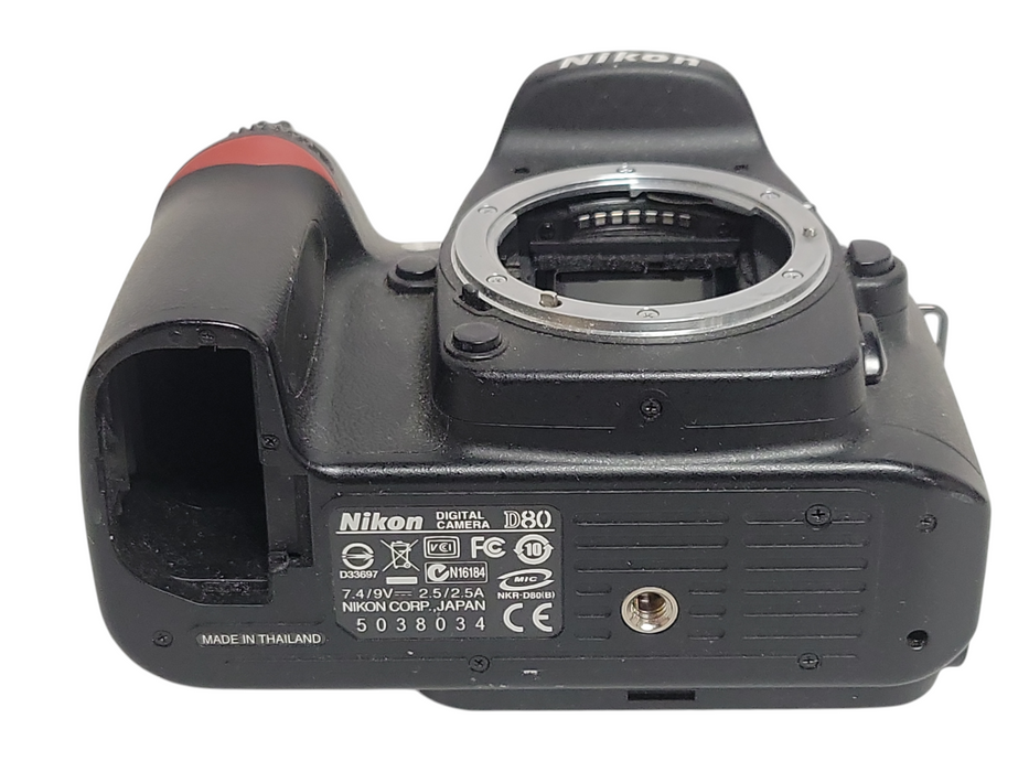 Nikon D80 digital camera body only, READ