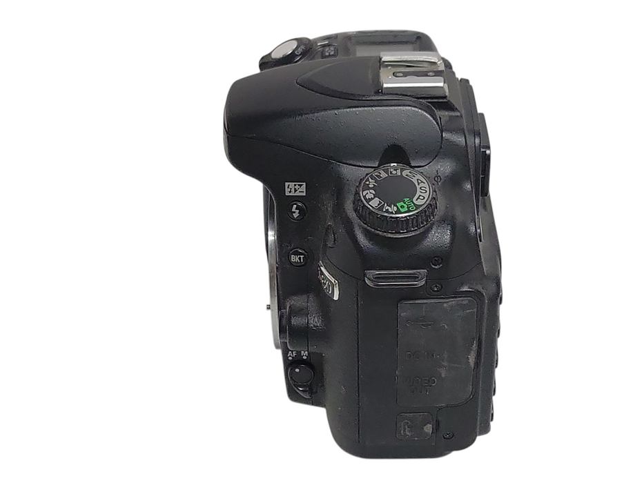 Nikon D80 digital camera body only, READ