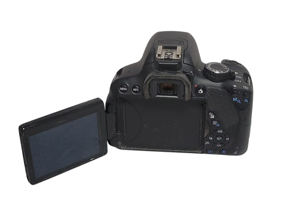 Canon EOS Rebel T4i digital camera body only, READ