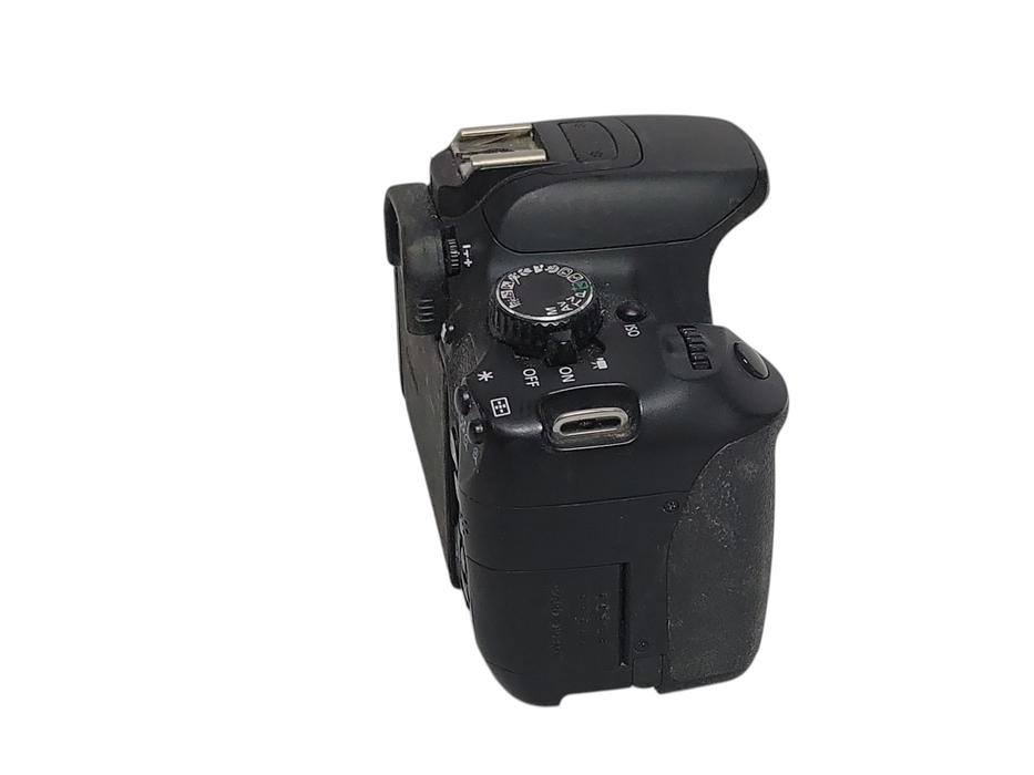 Canon EOS Rebel T4i digital camera body only, READ