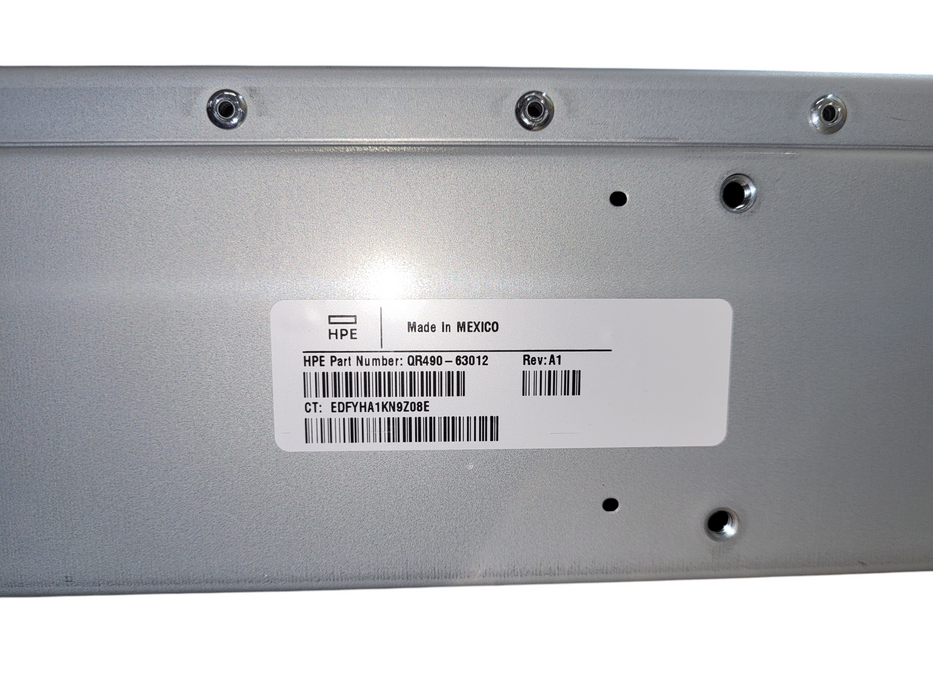 HP M6710 QR490-63012 SAN Storage Array w/ 2x QR491-04400 HPE 3Par SAS I/O Module