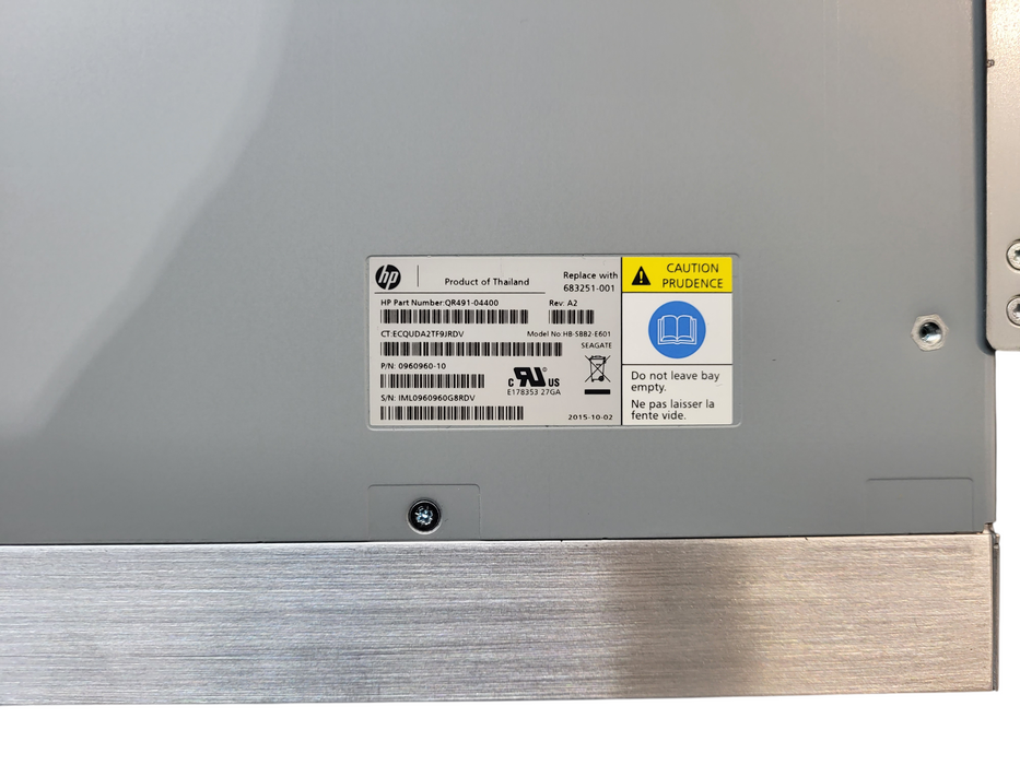 HP M6710 QR490-63012 SAN Storage Array w/ 2x QR491-04400 HPE 3Par SAS I/O Module