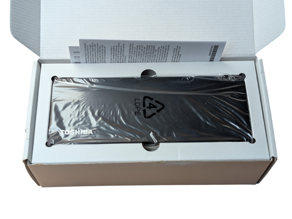 TOSHIBA Thunderbolt 3 Dock USB-C Universal Docking Station PA5281U-2PRP