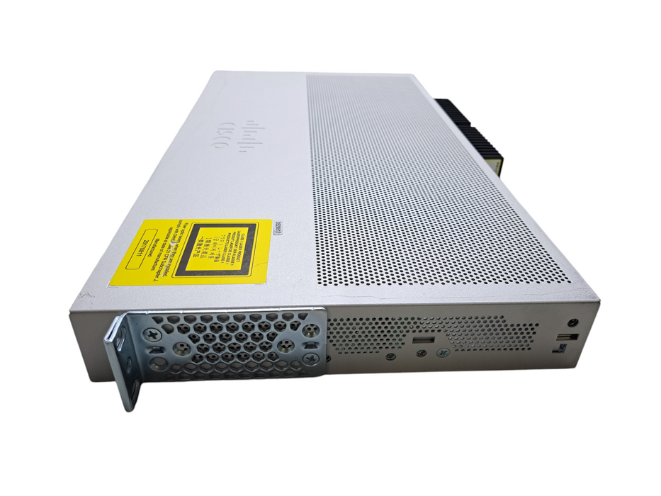 Cisco WS-C2960L-24PQ-LL | 24-Port Gigabit PoE Silent Managed Switch