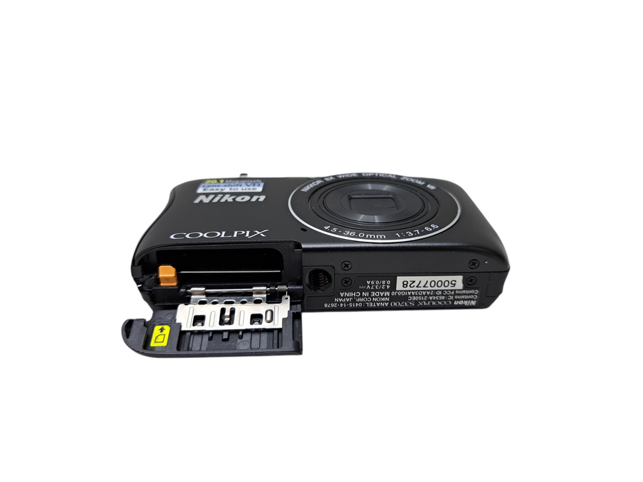 Nikon COOLPIX S3700 20.1MP Black Camera 8x Zoom Wi-Fi *No Battery READ*