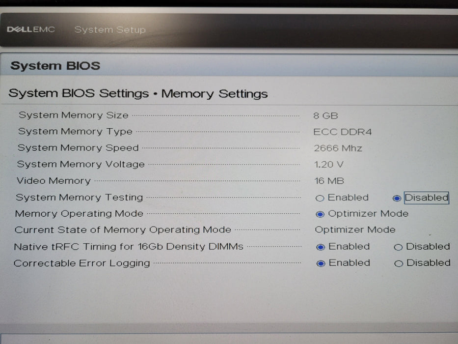 DELL PowerEdge R240 Intel Xeon E-2174G @ 3.80GHz 8GB RAM H330 RAID 3.5"