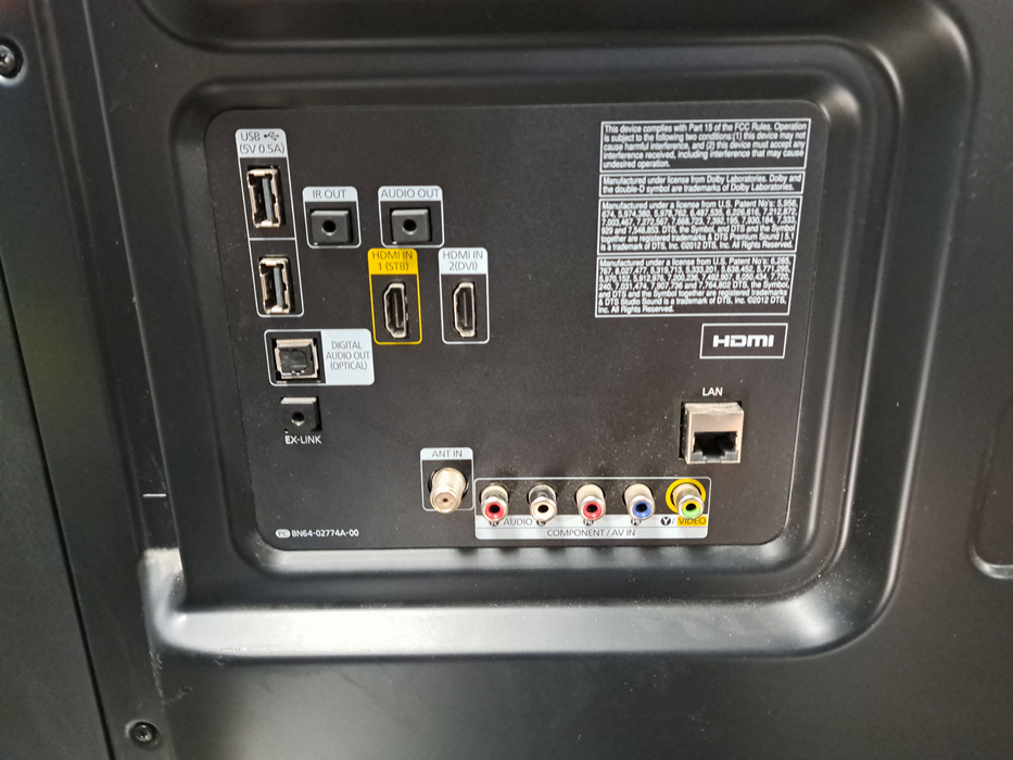 Samsung LCD 50" TV with Remote |  UN50H5203AF