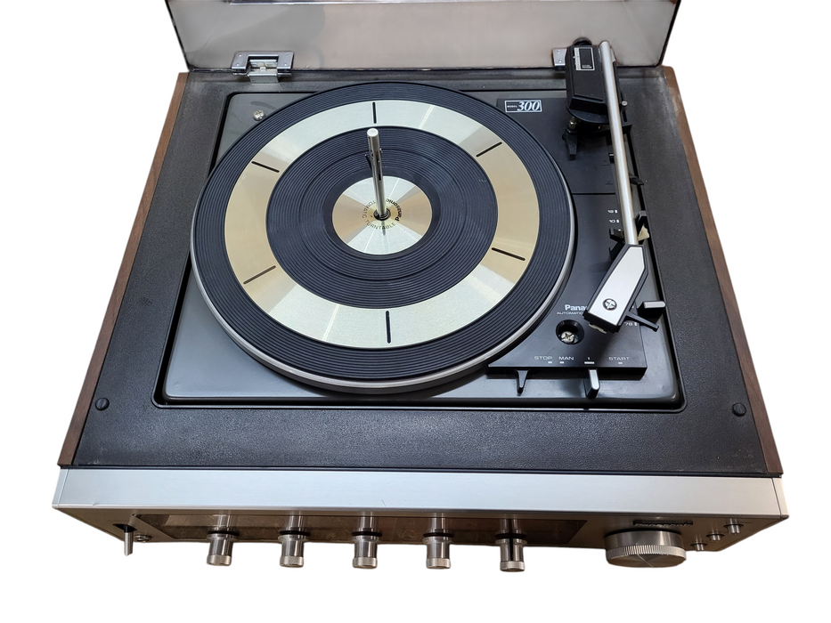 Vintage 1970s Panasonic SE-2300 Model 300 FM/AM Stereo Turntable