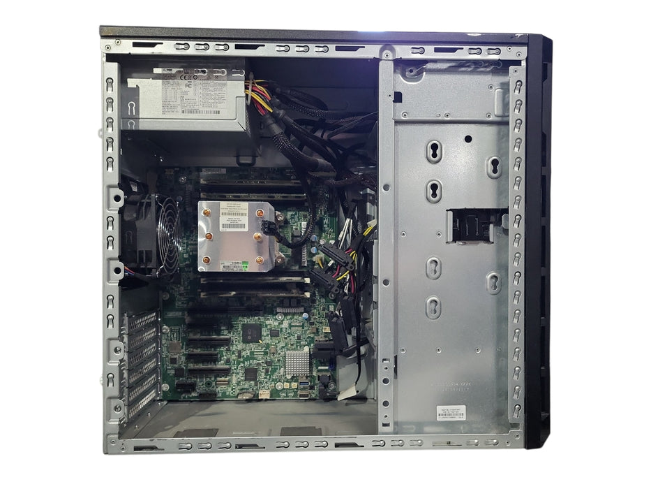 HP PROLIANT ML110 GEN 9, Xeon E5-1620v4 3.50GHz, 32GB DDR4, B140i, No HDD, 550W