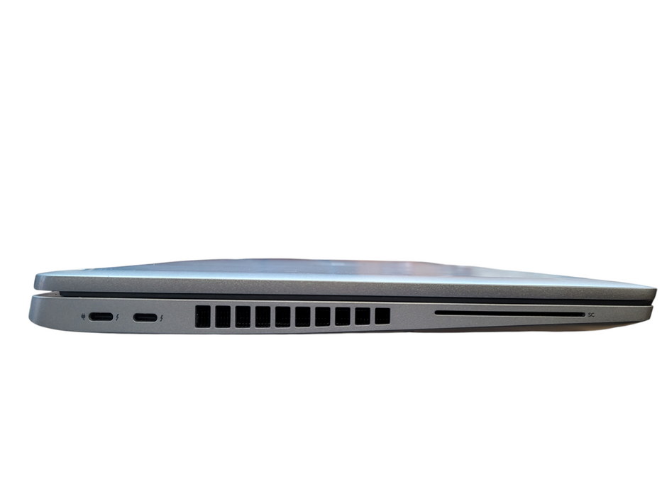Dell Latitude 5520 i7-1185G7 16GB DDR4 256GB NVMe No Adapter READ