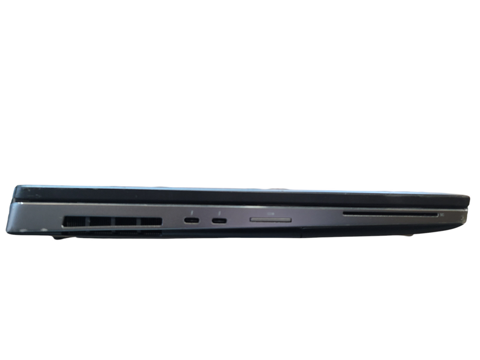 Dell Precision 7730 Xeon E-2186M 32GB DDR4 QUADRO P5200 256GB NVMe READ