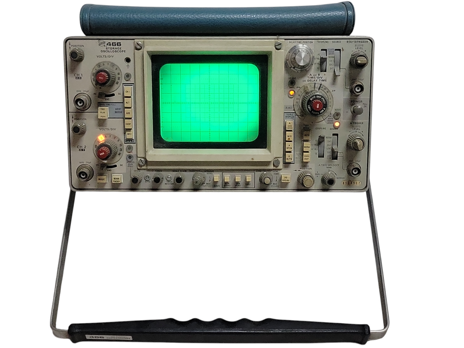 Tektronix 466 Storage Oscilloscope, powers on, READ