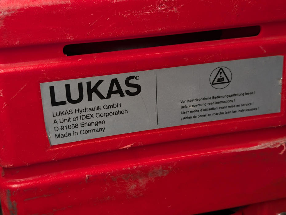 Lukas  Hydraulic Pump with Accessories PO4-4-NA 700 Please READ