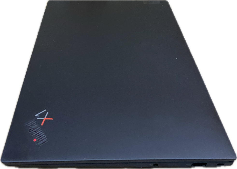 Lenovo ThinkPad X1 Carbon Gen 10 Intel Core i5-1240P 1.70GHz 16GB RAM 256GB SSD