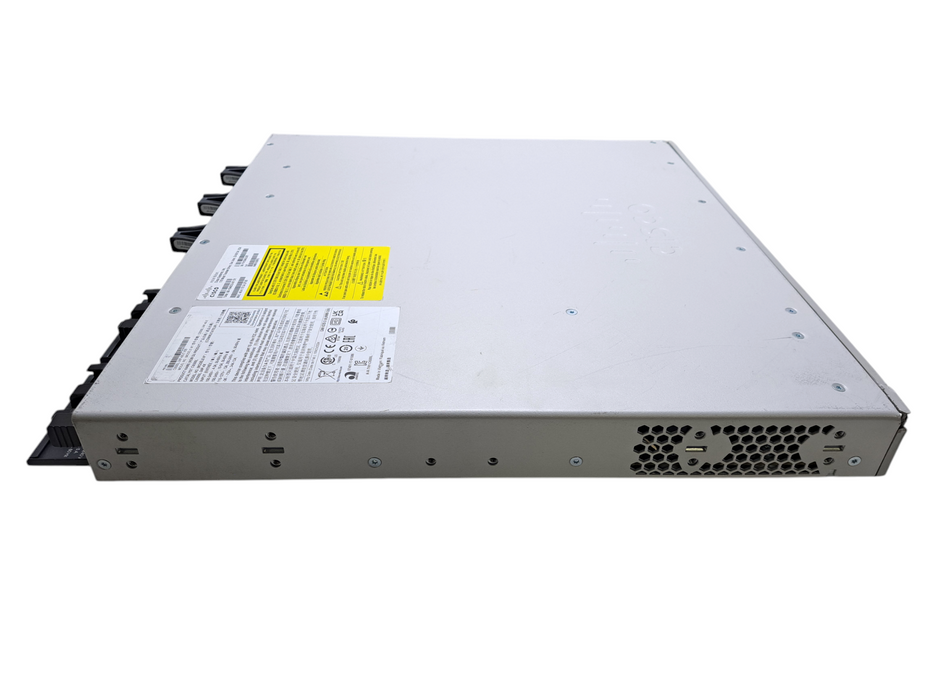 Cisco C9300L-24P-4X-E V09 | 24-Port Gigabit PoE+ Network Essentials Switch *READ