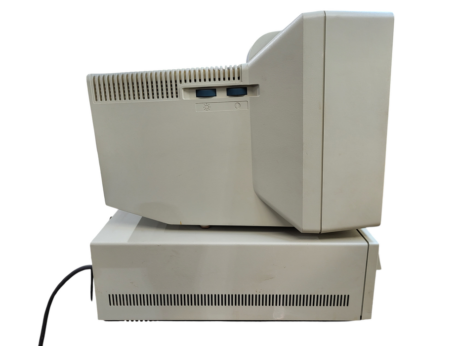 IBM Personal System/2 Model 70 386 Desktop w/ 8512-001 Monitor, keyboard