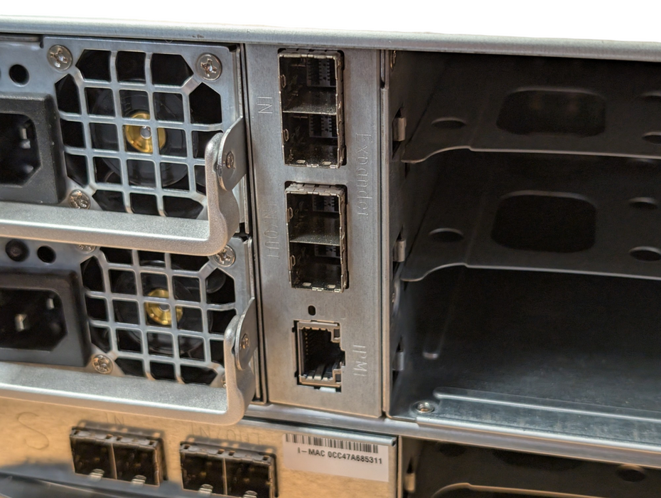 Supermicro CSE-847 JBOD 45x 3.5 inch Bays SAS 12 Gb/s CSE-PTJBOD-CB3