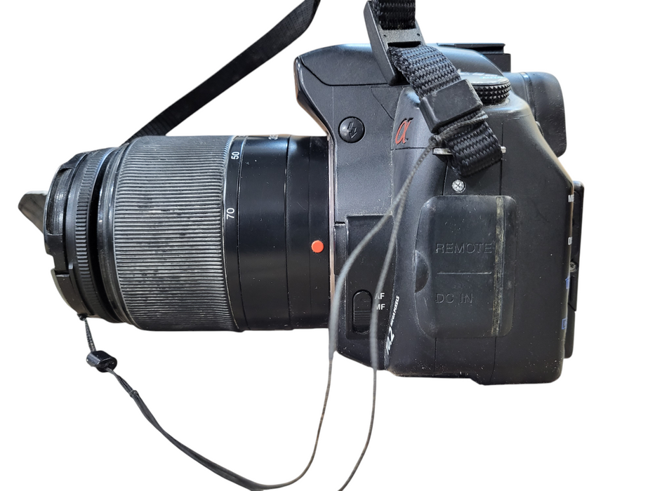 Sony DSLR-A300 Digital Camera 18-70mm Lens