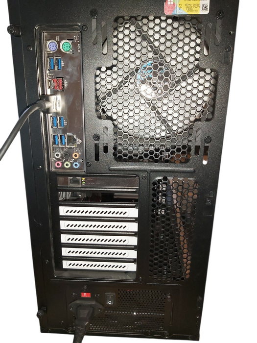 Custom PC Gigabyte Z370XP SLI Intel Core i7-8700 8GB RAM NO HDD
