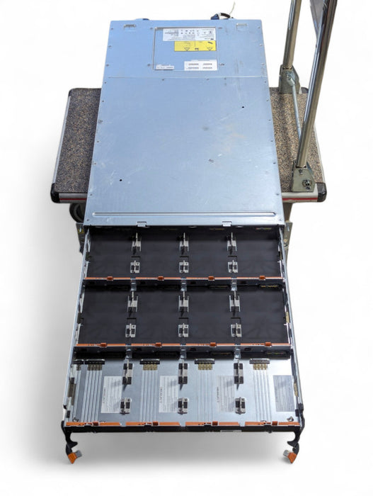 NetApp 0892 E-X5680A-QS-R6 60*3.5\\" HDD Enclosure w/2*E5400A-12GB-R6 Control Q