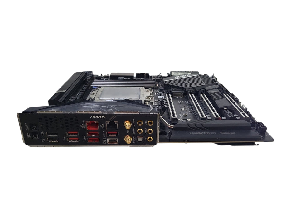 Gigabyte TRX40 AORUS MASTER Motherboard, READ