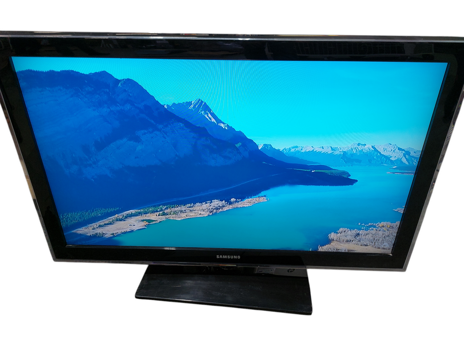 Samsung TV 40" Model: LN40D550K1F  with remote July-2011