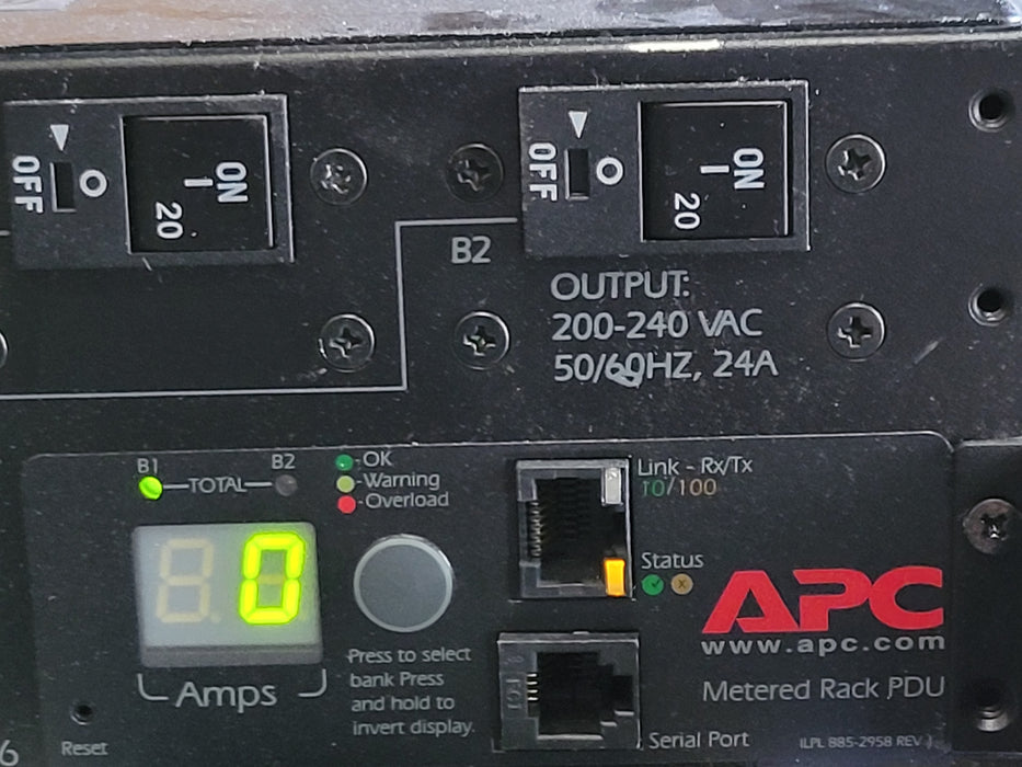 APC AP7811B 2U Rackmount Metered 30A 208V 16-Outlet PDU