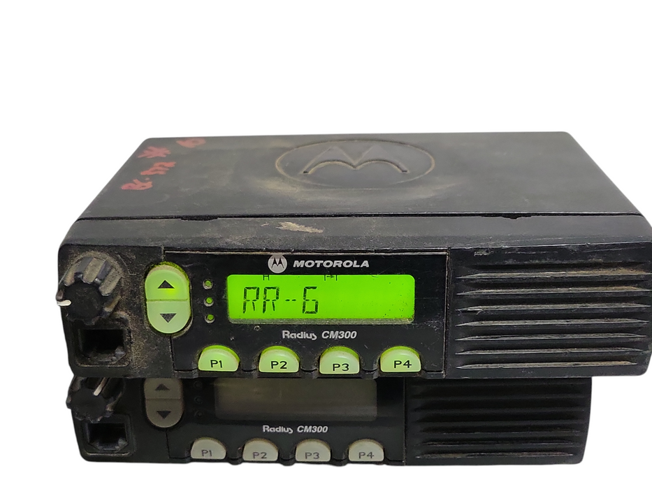 Lot of 11x Motorola CM300 (2x AAM50KQF9AA1AN and 9x AAM50KNF9AA1AN) Radios