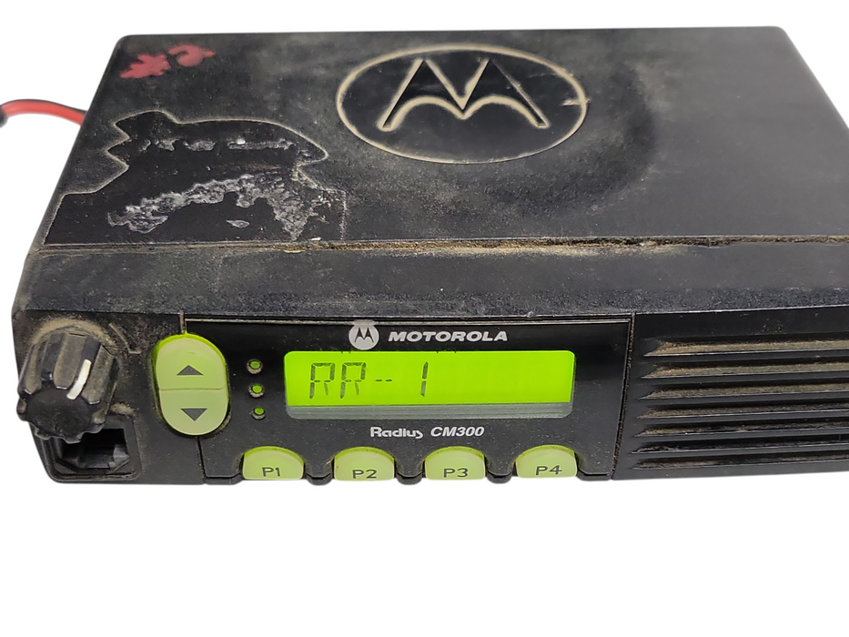 Lot of 11x Motorola CM300 (2x AAM50KQF9AA1AN and 9x AAM50KNF9AA1AN) Radios