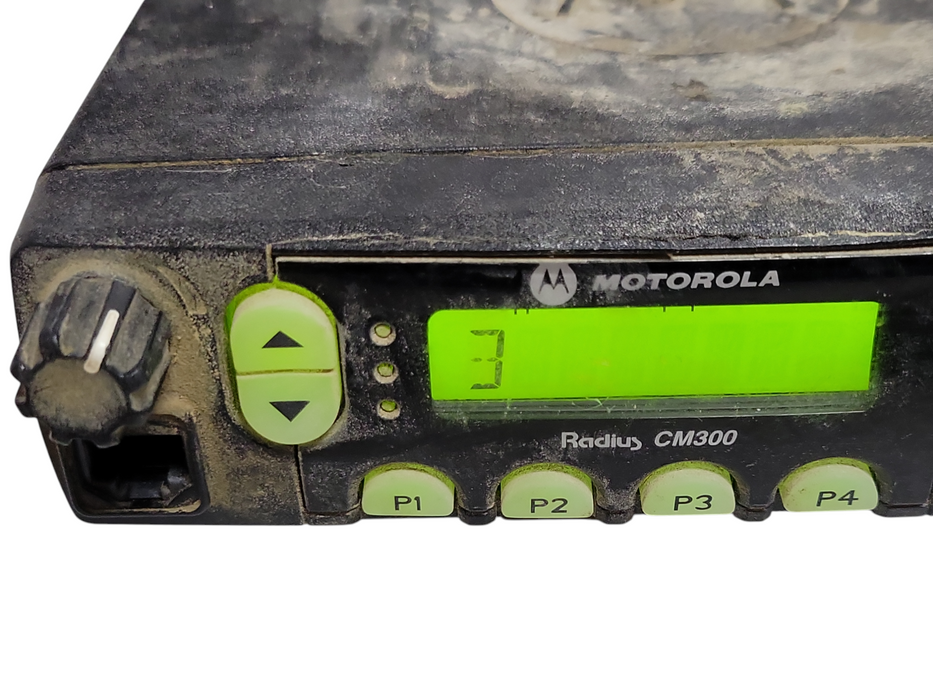 Lot of 11x Motorola CM300 (2x AAM50KQF9AA1AN and 9x AAM50KNF9AA1AN) Radios
