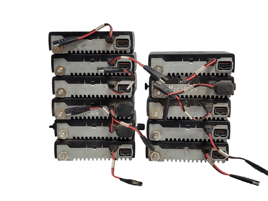 Lot of 11x Motorola CM300 (2x AAM50KQF9AA1AN and 9x AAM50KNF9AA1AN) Radios